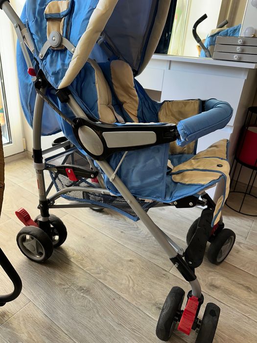 Візочок дитячий блакитний