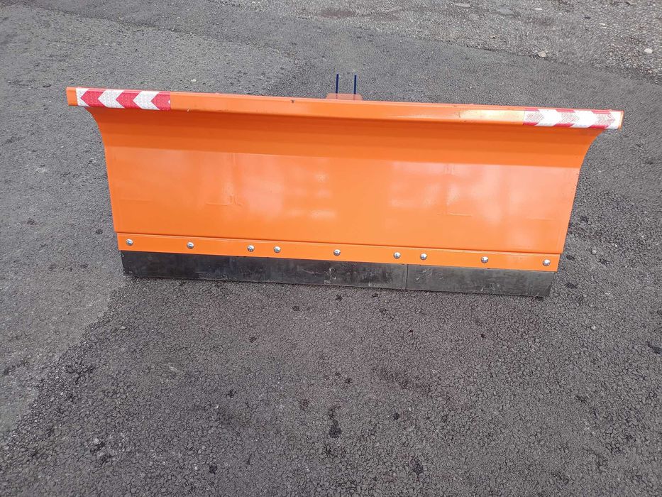 lemiesz pług do śniegu odśnieżania - mocowanie euro widlak tuz sms