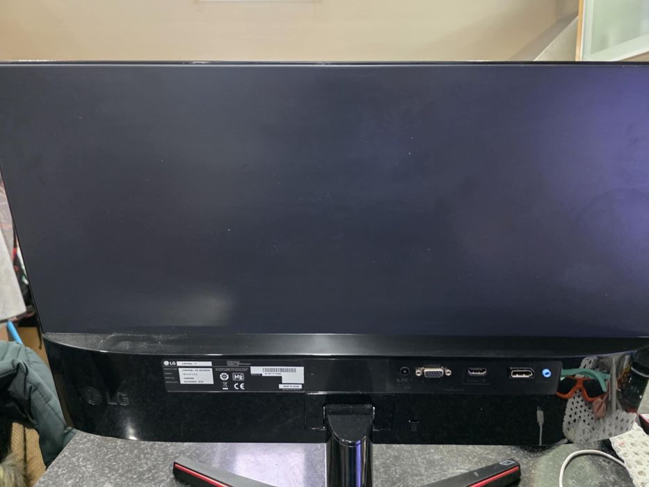 Vendo LG de 75hz o monitor apenas serviu para ecrã secundário