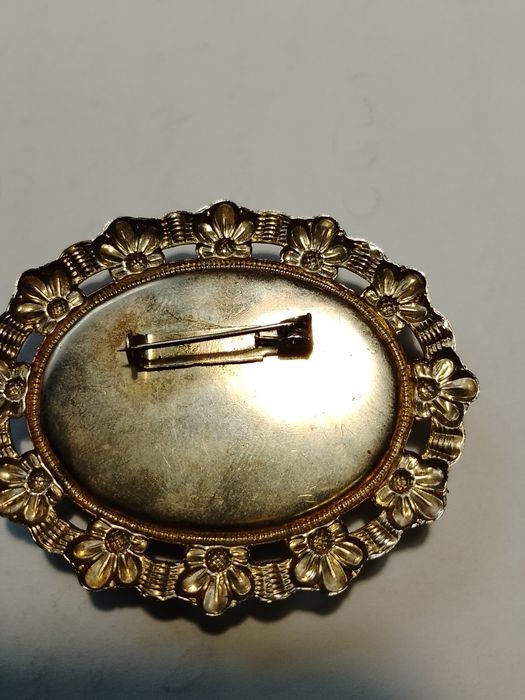 Винтажная брошка