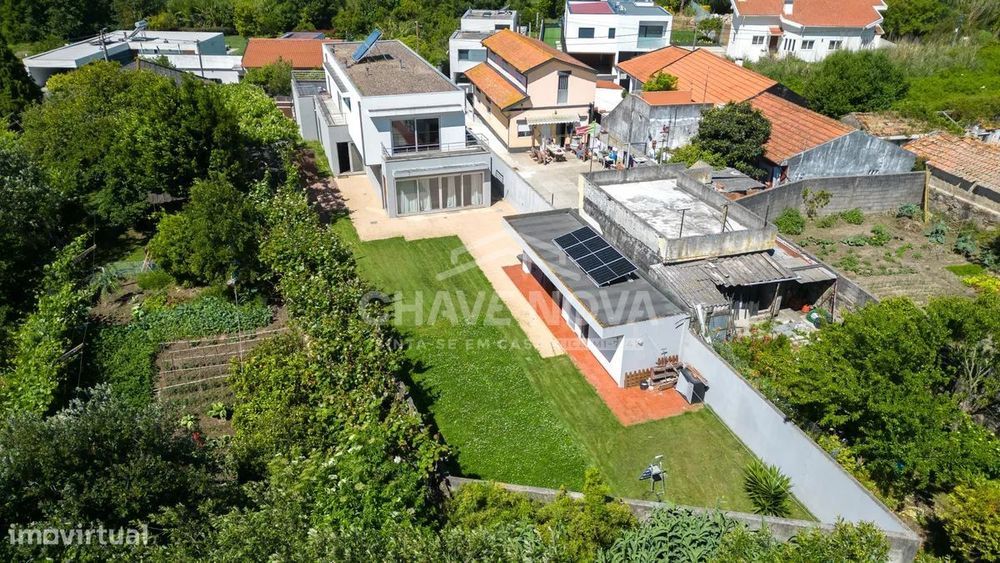 Moradia isolada V4 em Canidelo