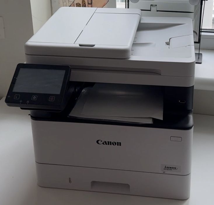 Продам принтер Canon i-SENSYS MF461dw