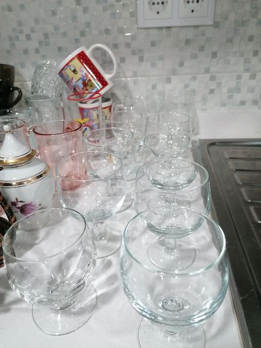 Artigos de cozinha : louça e decoração 68 peças