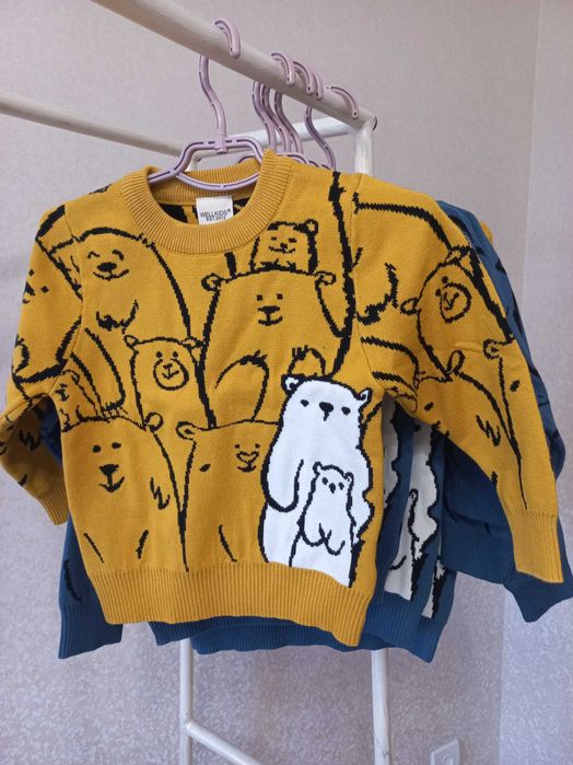 В'язана бавовняна кофтинка для хлопчиків