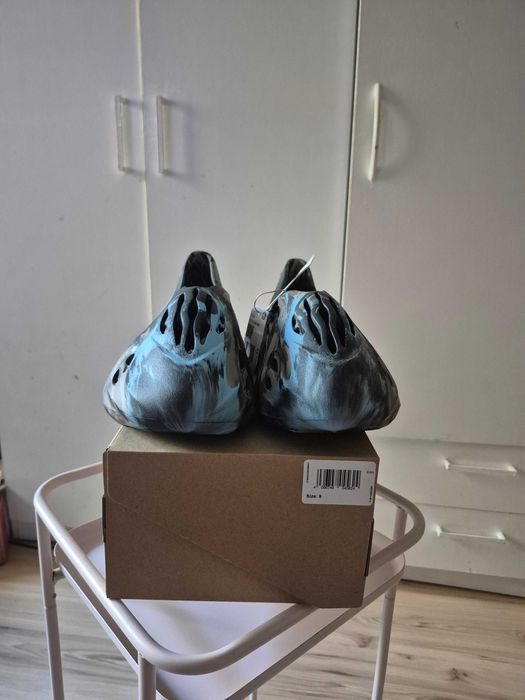 Adidas Yeezy Foam Runner RNR MX Cinder US 9 / EU 43 — nowe z metkami