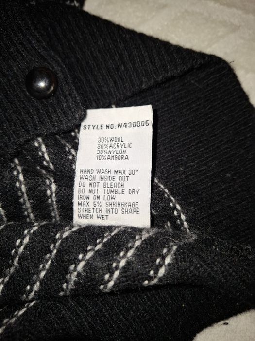 Sweter ciepły  z welną M