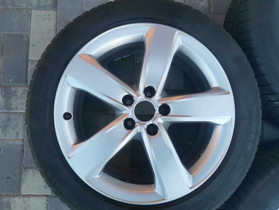 Felgi AUDI A6 A4 Q2 Q3 Q5 VW Seat Skoda 7.5Jx18H2 5x112 ET37