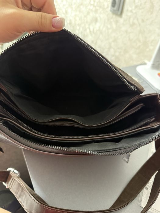 Продам сумку шоколадного цвета