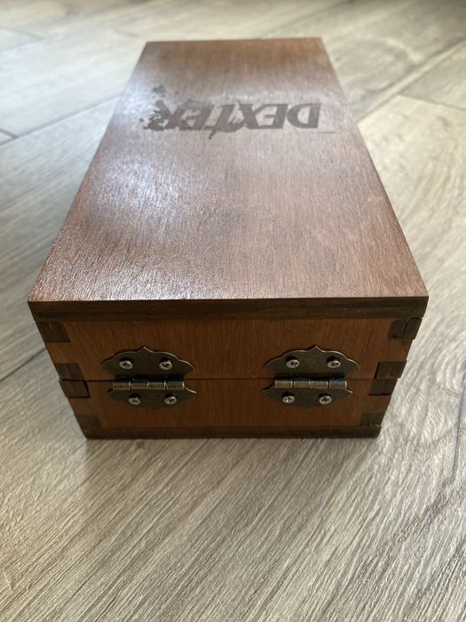 Атрибут з серіалу Dexter (Декстер) Скринька Набір зразків крові