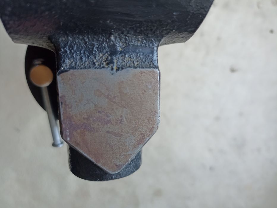 Тиски поворотные производства СССР новые