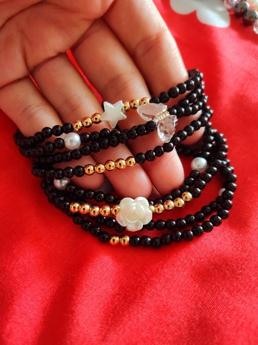 Zestaw 8 bransoletek handmade prezent