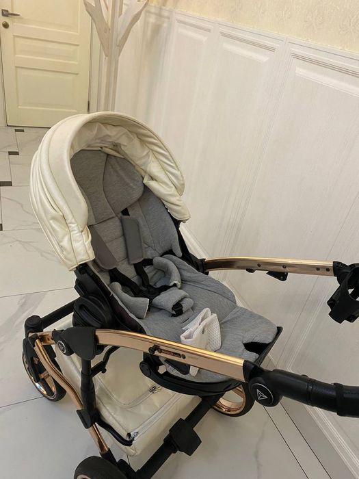 Коляска Junama Diamond 3в1