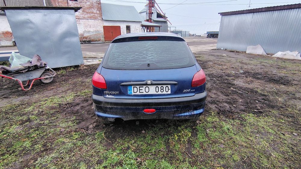 Бампер та інше пежо 206 2л. Дизель