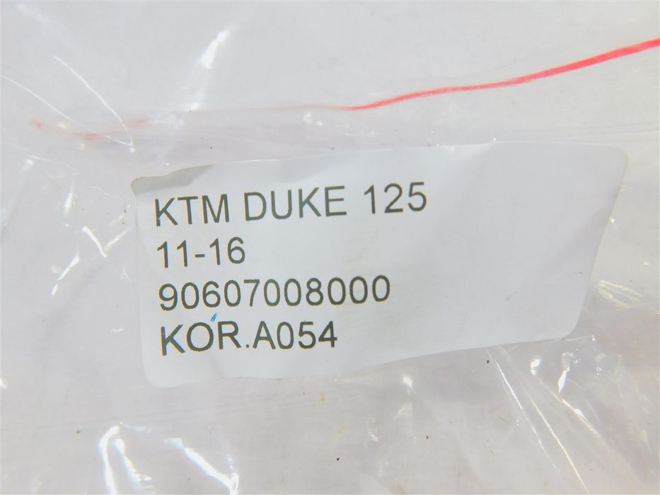 KOREK WLEWU PALIWA KTM DUKE 125 11-16 90607008000
