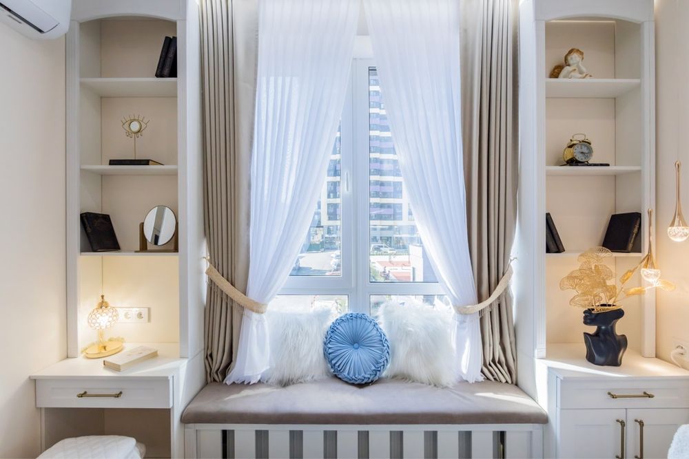 Райський уголок с камином в Соломенском районе.  ДОБРОБУТ.