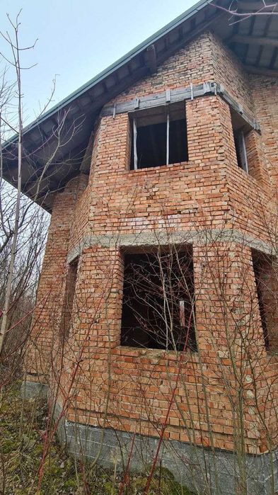 Продається будинок+земельна ділянка 10 сот.в Угриневі