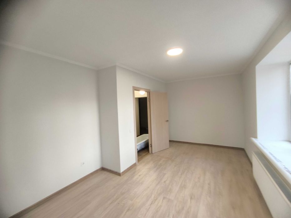 Ніхто не жив!  2к з новим ремонтом Центральний Парк Парк Незнайки. Газ