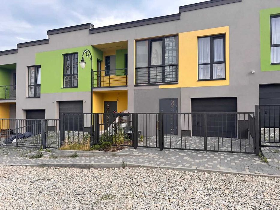 таунхаус з меблями Пасічна підходить під держ програми