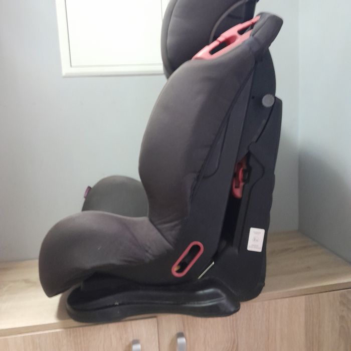 Okazja stan bdb  fotelik samochodowy 15-36kg Coto Baby