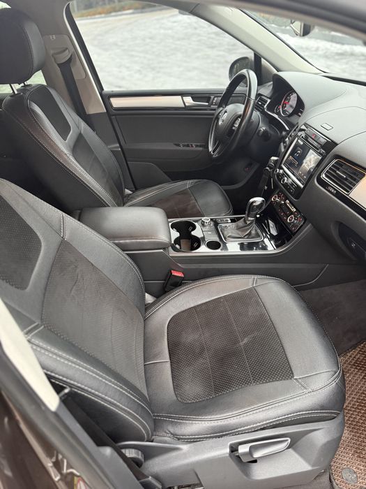 Продам автомобиль VOLKSWAGEN TOUAREG, фольцваген туарег