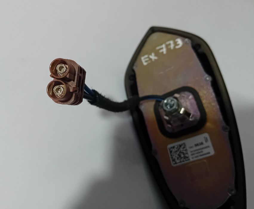 Base / caixa da bateria OPEL Astra K