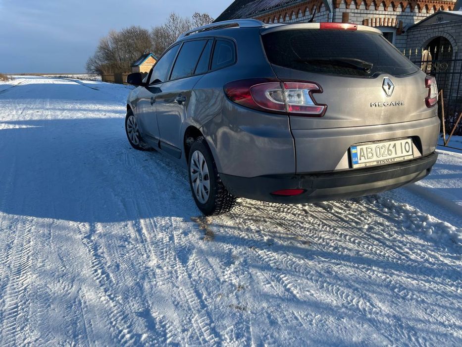 Продам автомобіль Рено