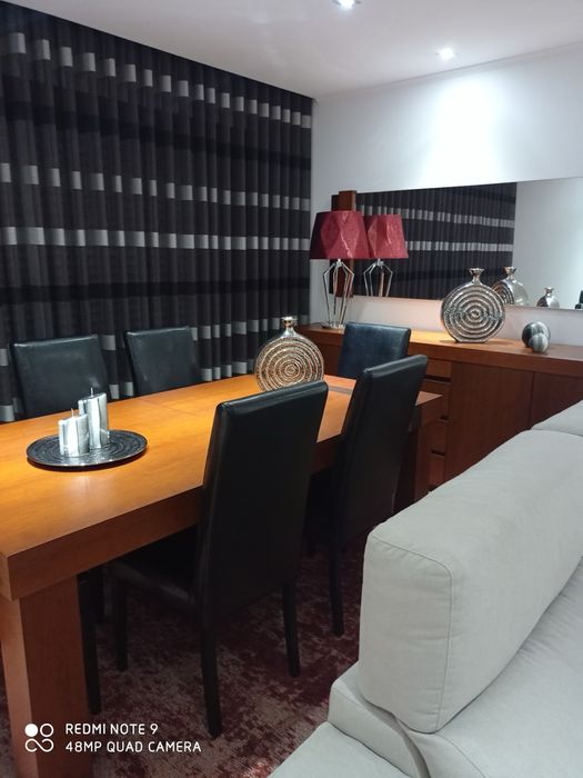 Vendo mobilia de sala em cerejeira