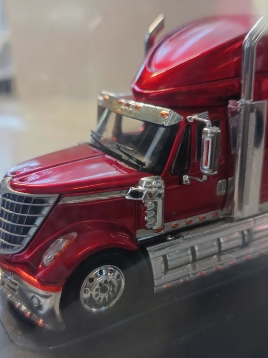International Lonestar 2010. IXO. 1:64.
