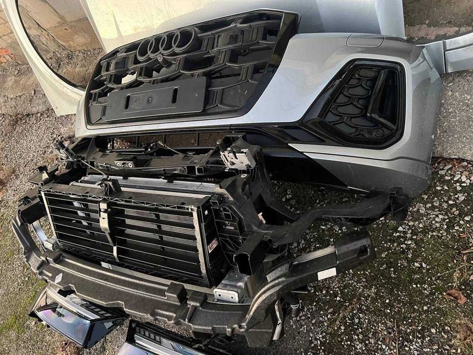 Бампер Audi Q7 4M0 Фари Ауді ку7 4м Панель Крылья Радиаторы Фара Капот