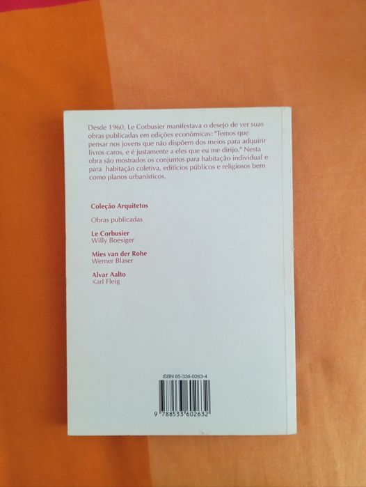 Livro de arquitetura - Corbusier - projetos