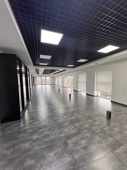 Сучасний стильний офіс