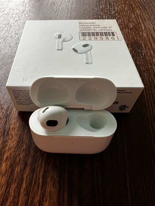 Навушники Apple AirPods 3 MagSafe Charging Case