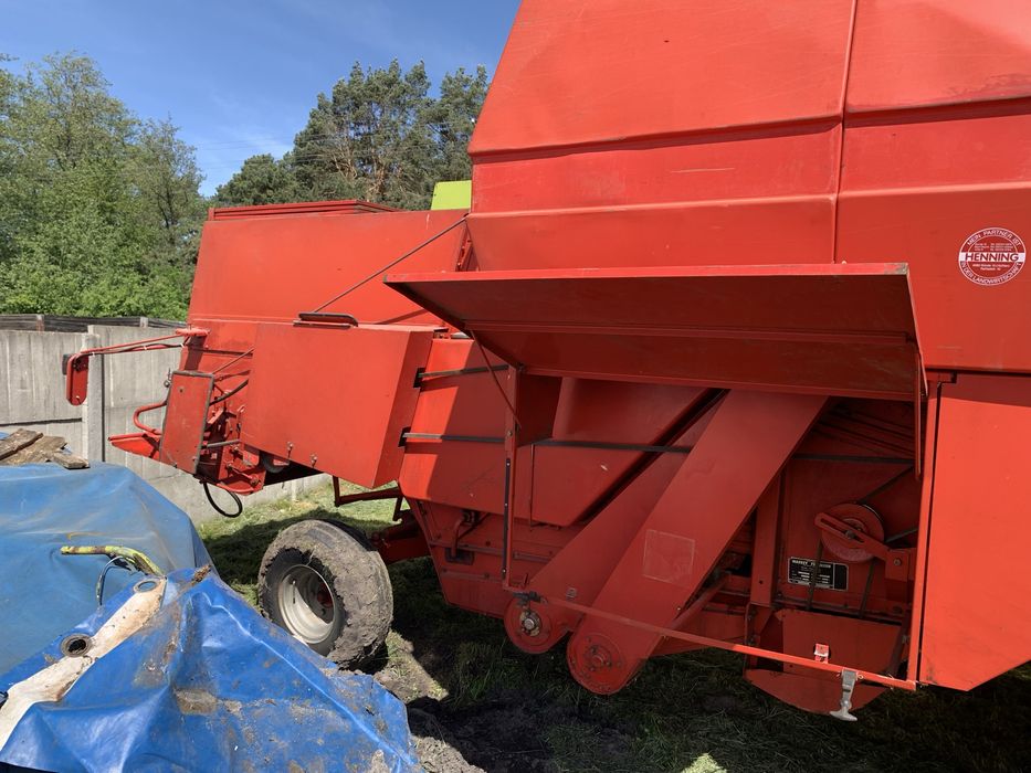 Комбайн Massey Ferguson 240 з Європи масей фергюсон 240, 206, 187