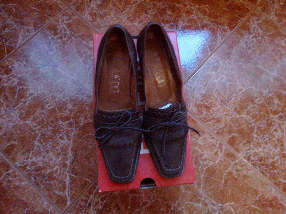 Sapatos de pele para senhora