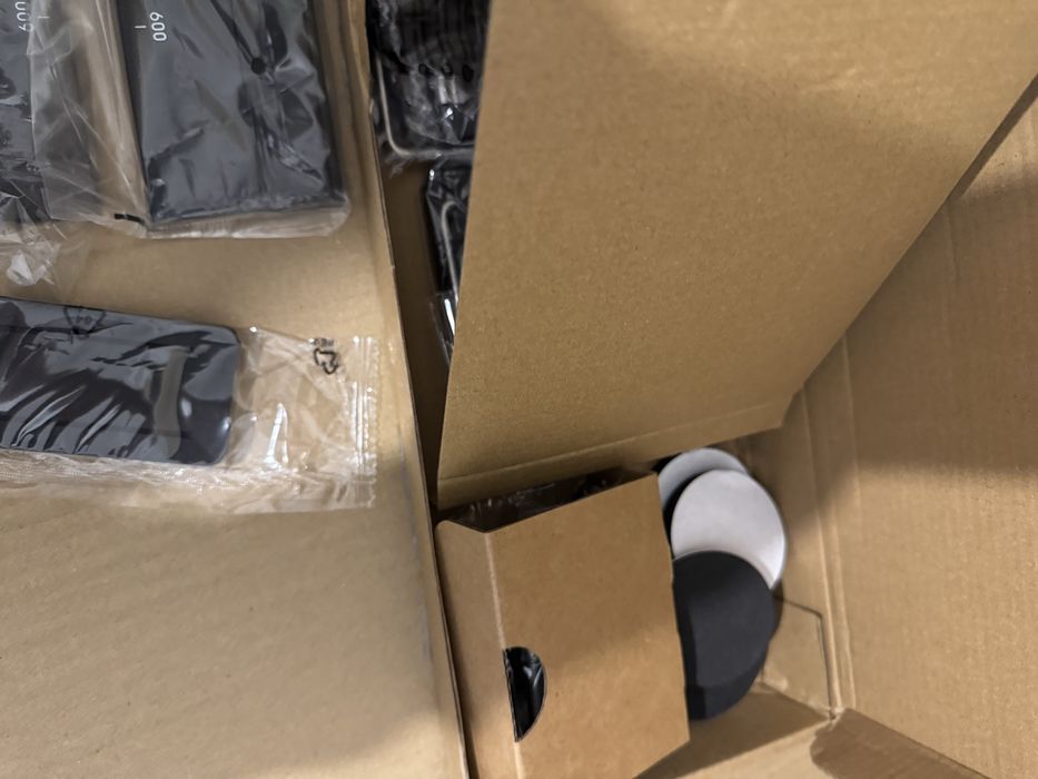 Uchwyt Tv ultra slim uniwersalny od 43 cali do 80cali