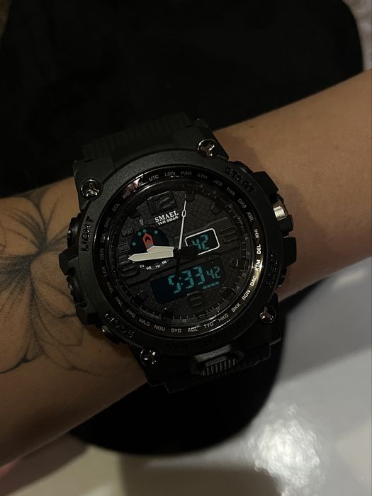 Годинник чоловічій водостійкий тактичний