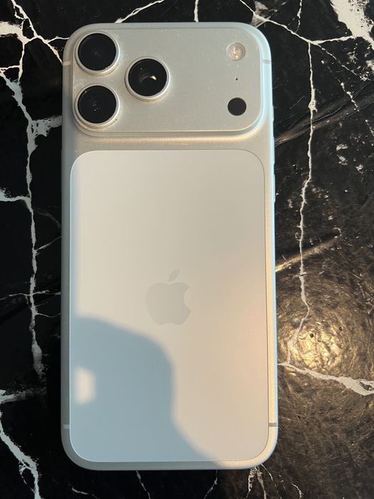 Iphone 17 pro max com garantia !