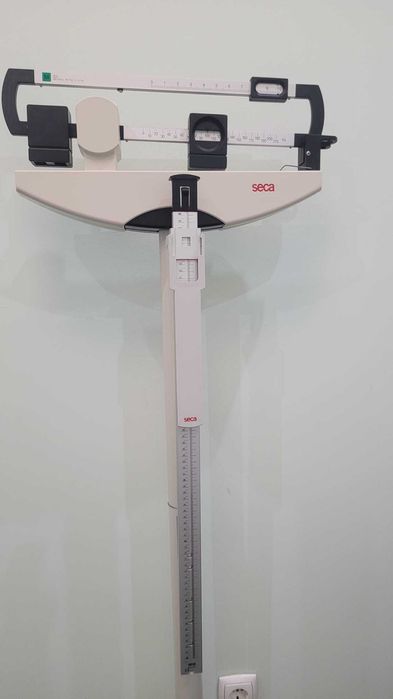 Balança mecânica com rodas, SECA 700 com altímetro 220kg