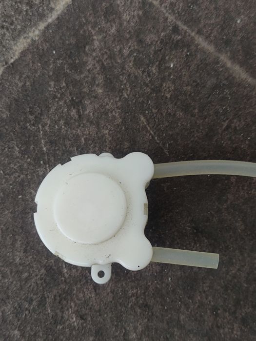 Перистальтичний насос, 300 мл/хв, 12В.
Насос виготовлений з високоякіс