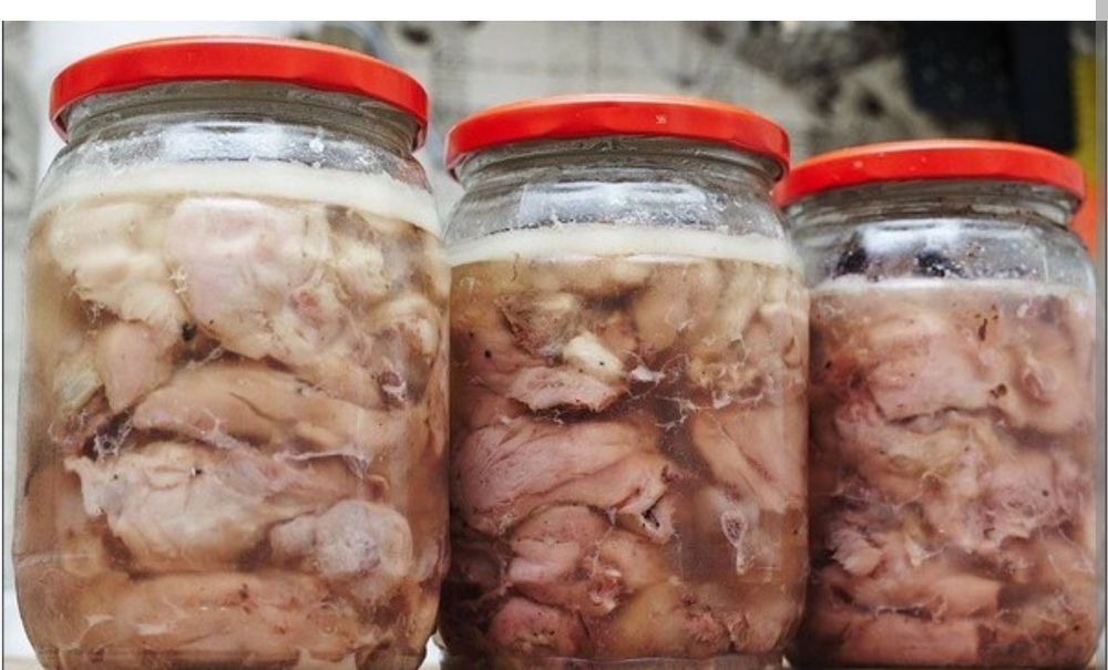 Тушёнка домашняя.На Одесской.Свинина, телятина, курочка.