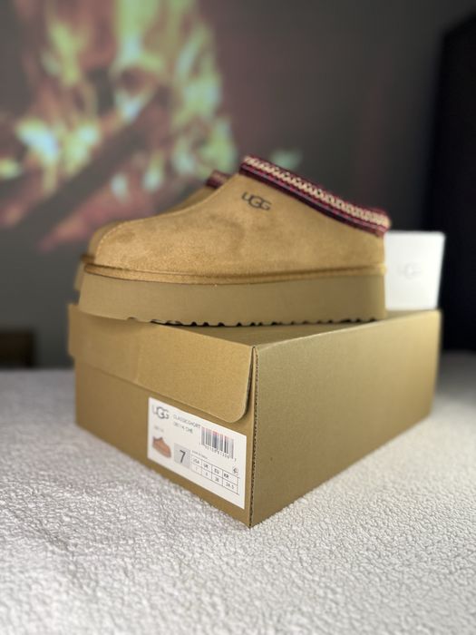 UGG Tasman Chestnut – Original, Novo com Caixa