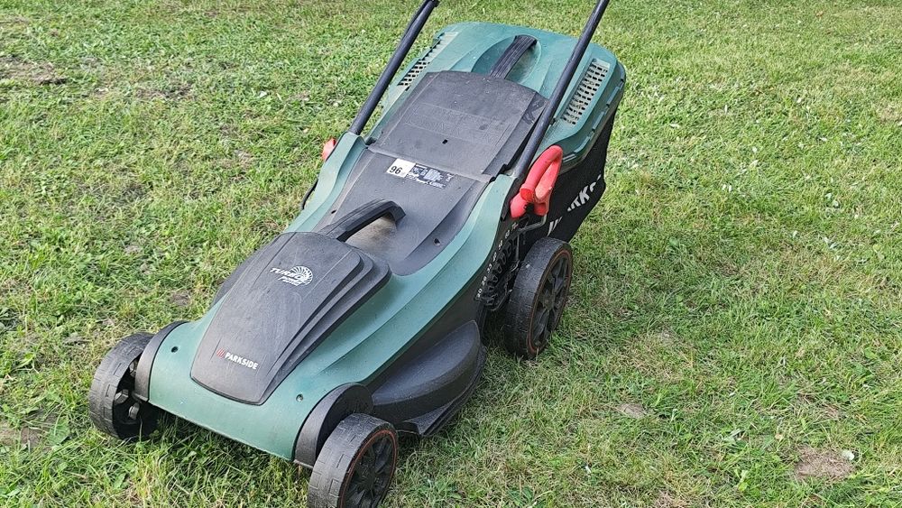Kosiarka Parkside PRM 1800 A2. Na części.