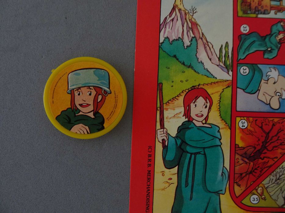 Antigo tabuleiro de jogo Danone Assalto dos Bandidos Ruy Cid + Chapa