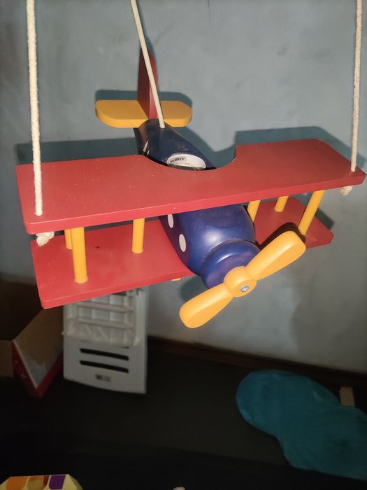Candeeiro para quarto infantil