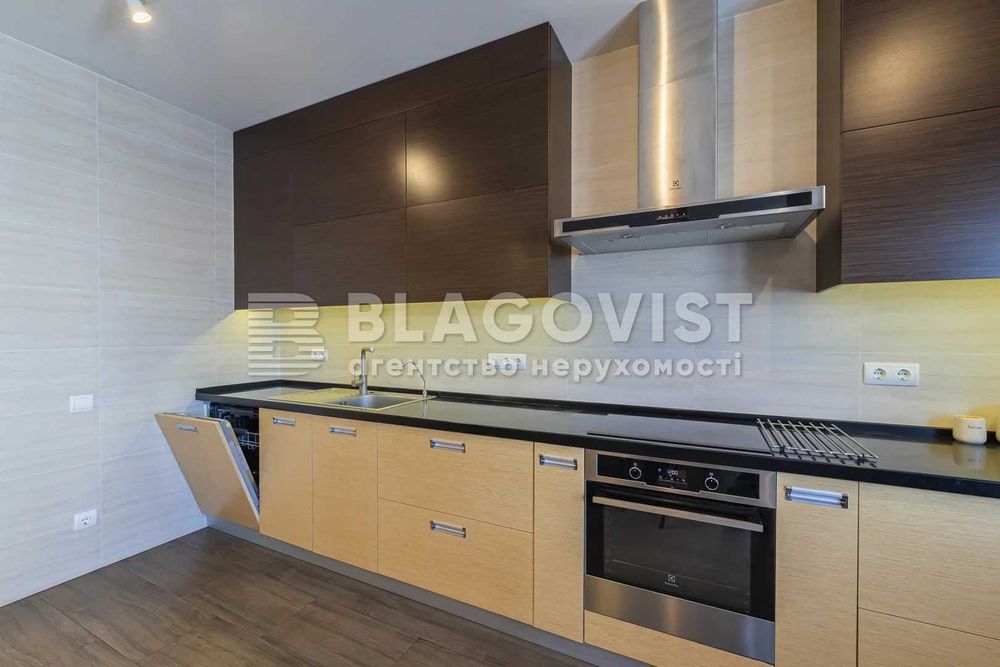 Дніпровська набережна  1-А , ЖК Silver Breeze ,  площа 141 м2