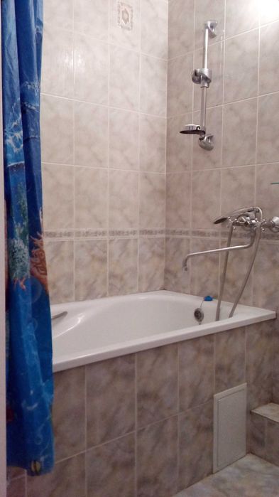 2кімнатні апартаменти з видом на Мак Дональдз. 3 окремі ліжка