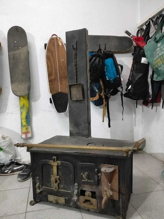 Forno em ferro antigo