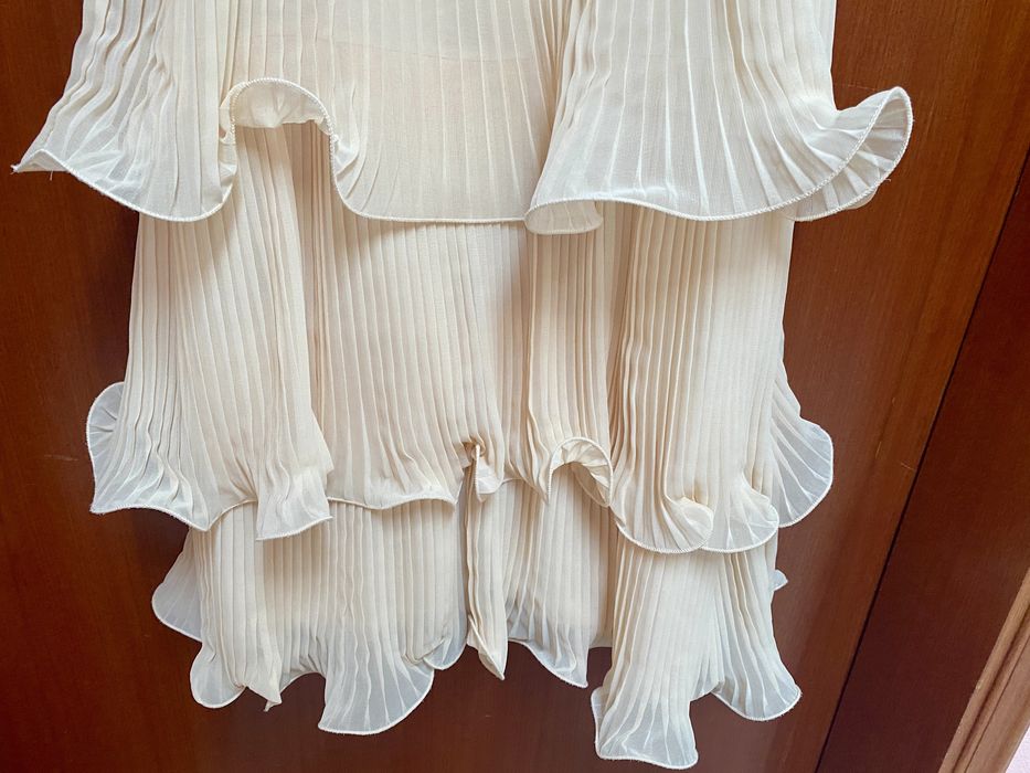 H&M | Vestido Plissado Curto - salmao claro (S)