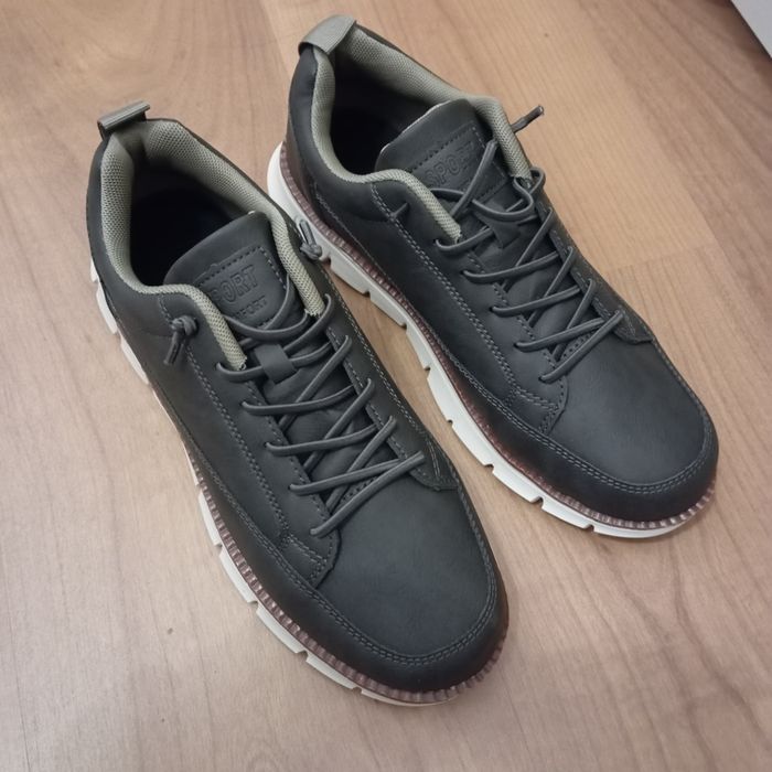 Sneakers Parker and Finch t41