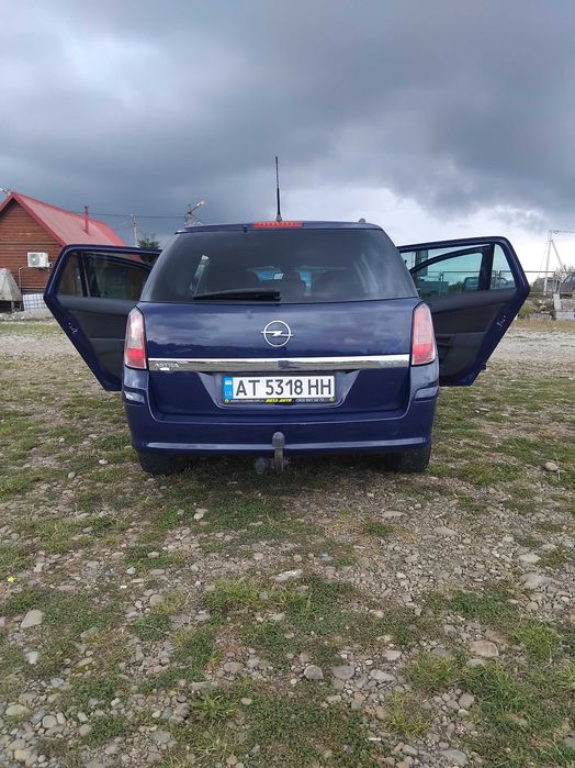 Машину Opel Astra